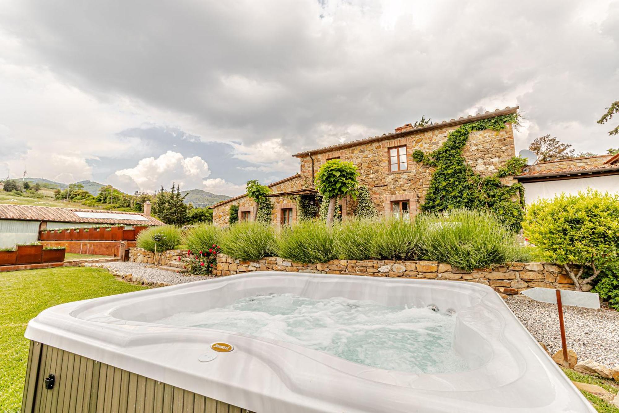 Chateau La Siroque Montecatini Val di Cecina Kültér fotó