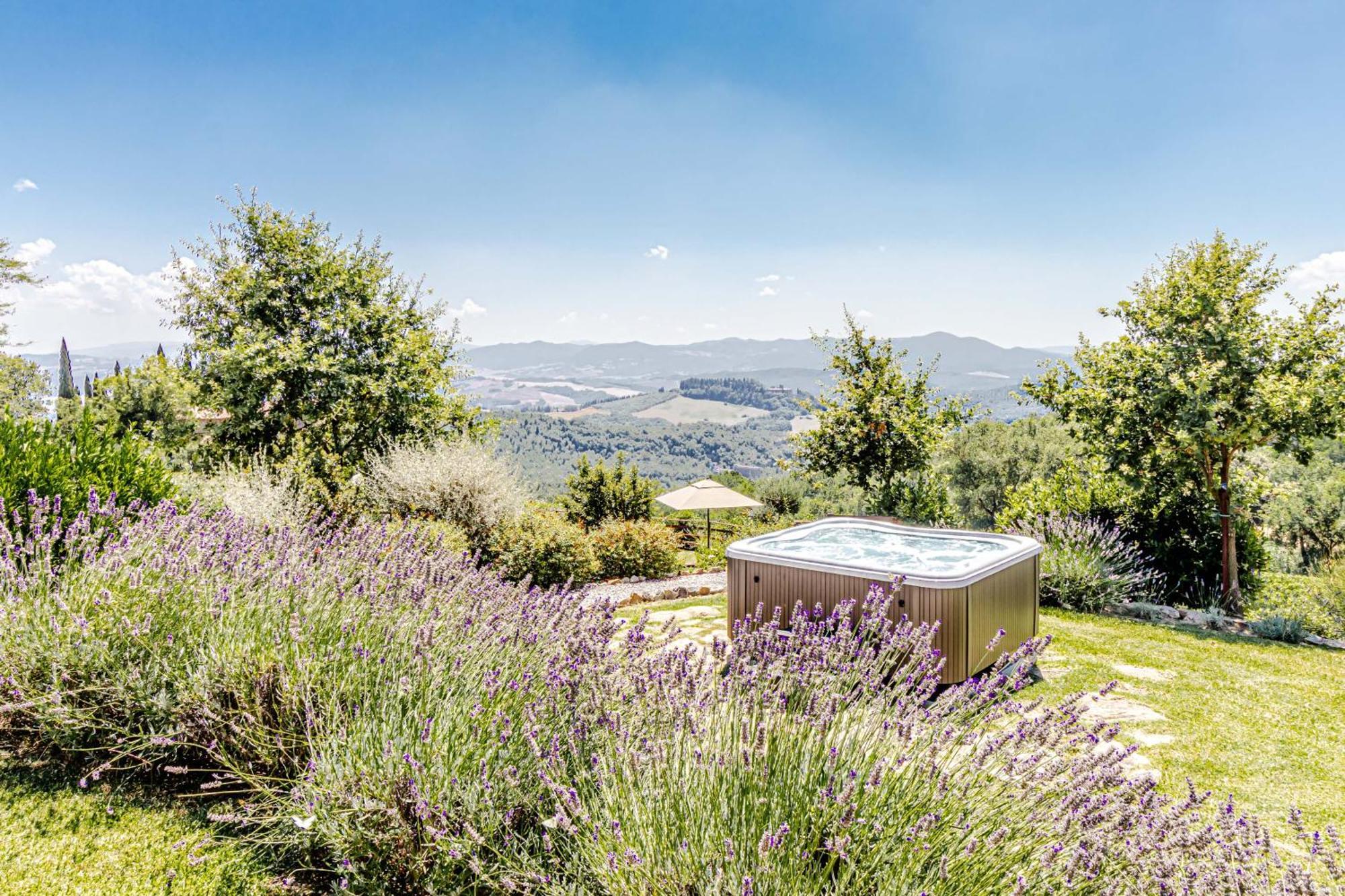 Chateau La Siroque Montecatini Val di Cecina Kültér fotó